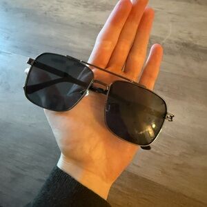 Stylish Black Square Sunglasses